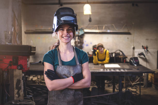  Pineville, KY Welder Pros